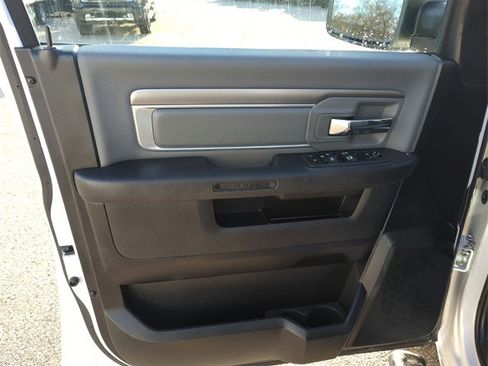 Used 2022 RAM 1500 Classic SLT w/ Electronics Convenience Group image 21