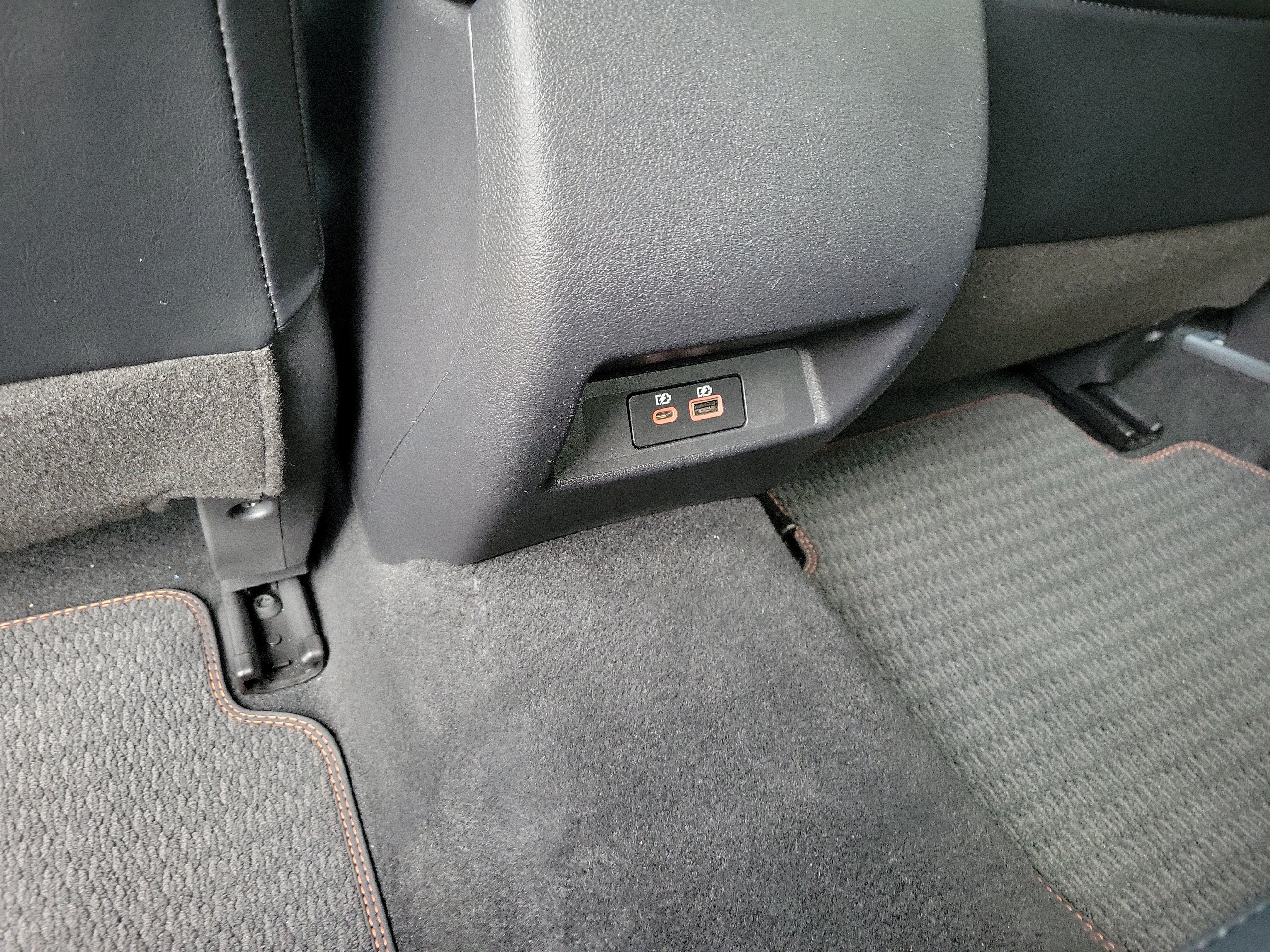 Used 2024 Nissan Altima 2.5 SR FWD image 12