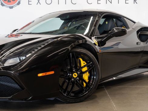 Used 2017 Ferrari 488 GTB image 22