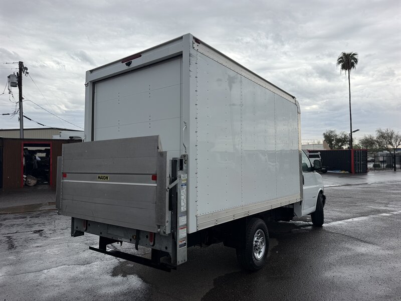 Used 2023 Chevrolet Express 3500 RWD image 3