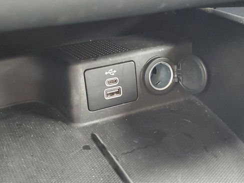 Used 2025 Ford Escape Active image 16