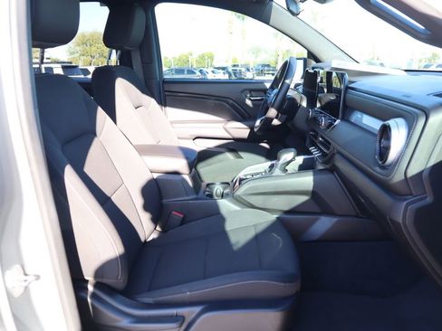 Used 2023 Chevrolet Colorado LT w/ LT Convenience Package image 19