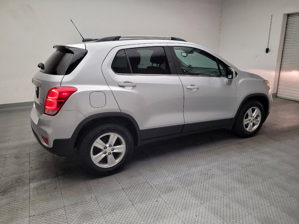 Used 2020 Chevrolet Trax LT FWD image 10
