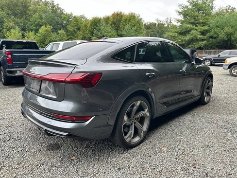 Used 2022 Audi e-tron S Prestige AWD/4WD image 11