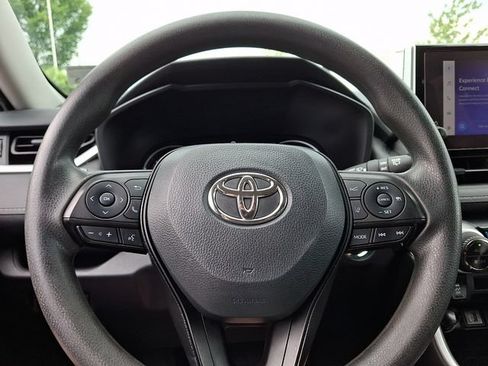 Used 2024 Toyota RAV4 XLE AWD/4WD image 14