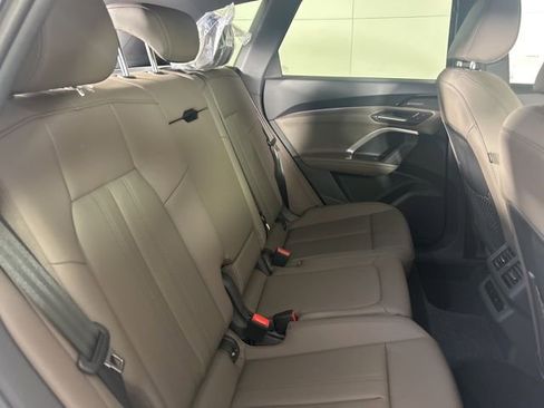 New 2025 Audi Q5 Premium Plus image 12