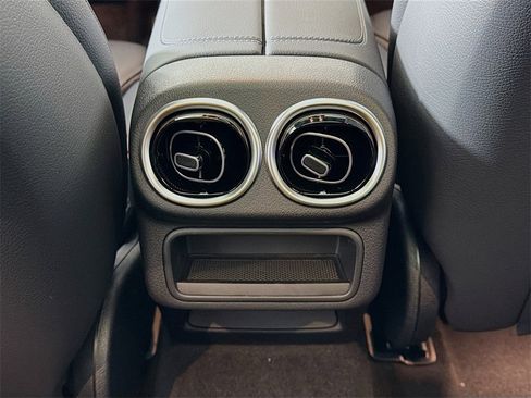 New 2026 Mercedes-Benz GLC 300 GLC 300 image 28