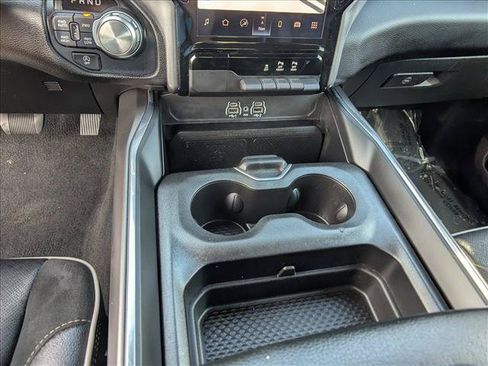 Used 2025 RAM 1500 Laramie AWD/4WD image 15