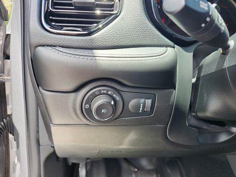 Used 2021 Dodge Durango GT AWD/4WD image 16