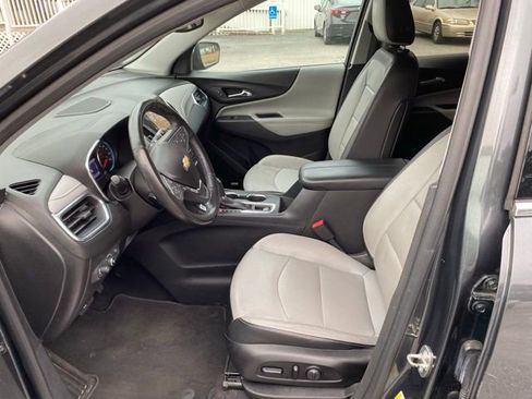 Used 2019 Chevrolet Equinox Premier image 16