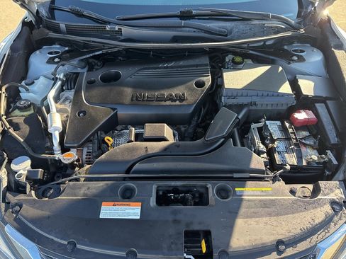 Used 2017 Nissan Altima 2.5 SV image 22