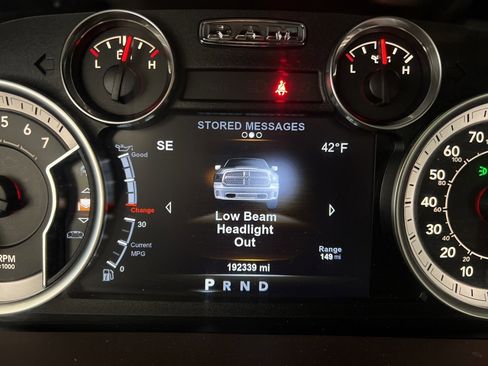 Used 2018 RAM 1500 Laramie w/ Convenience Group image 45