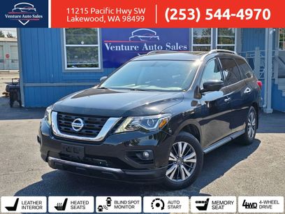 Used 2017 Nissan Pathfinder SL