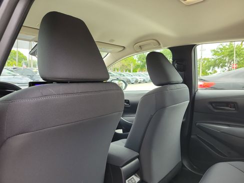 Certified 2025 Toyota Corolla LE FWD image 15