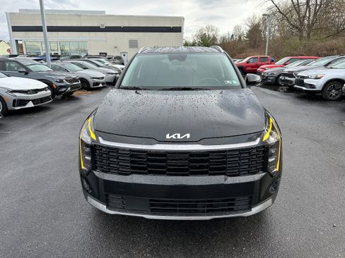 New 2026 Kia Sportage EX AWD/4WD image 2