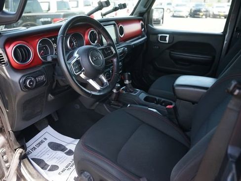 Used 2018 Jeep Wrangler Rubicon AWD/4WD image 8