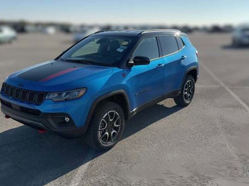 New 2026 Jeep Compass Trailhawk image 1