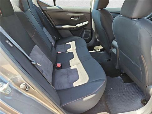 Used 2025 Nissan Sentra SR FWD image 18