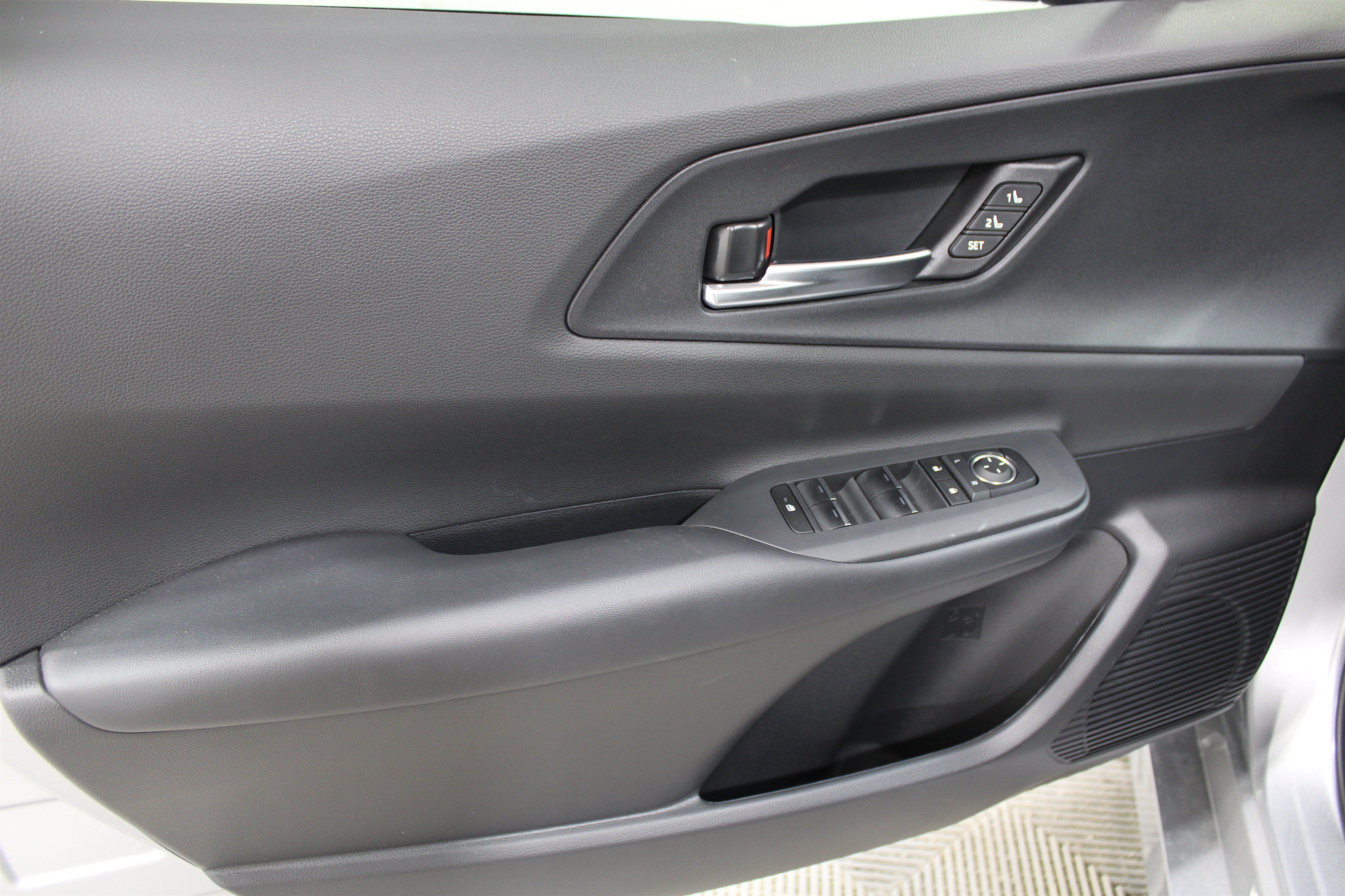 Used 2026 Toyota Prius Plug-In Hybrid w/ Limited Premium Package FWD image 15