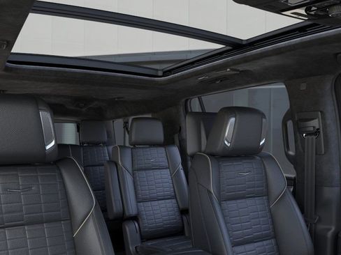 New 2026 Cadillac Escalade ESV Platinum Sport w/ LPO, ONYX Package image 25