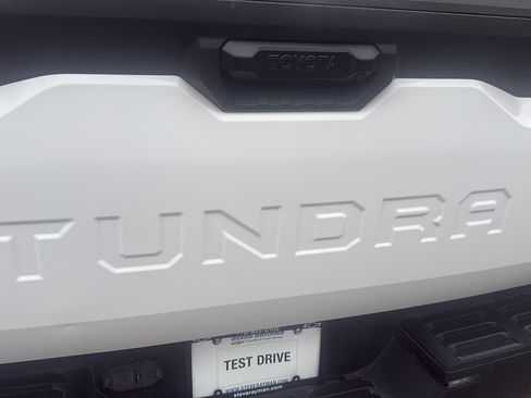 Used 2023 Toyota Tundra SR5 w/ SR5 Premium Package AWD/4WD image 30