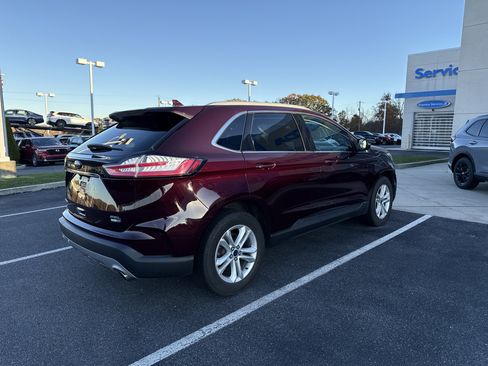 Used 2020 Ford Edge SEL w/ Cold Weather Package image 3