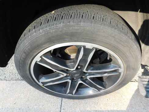 Used 2020 Ford Expedition Limited w/ Equipment Group 303A image 8