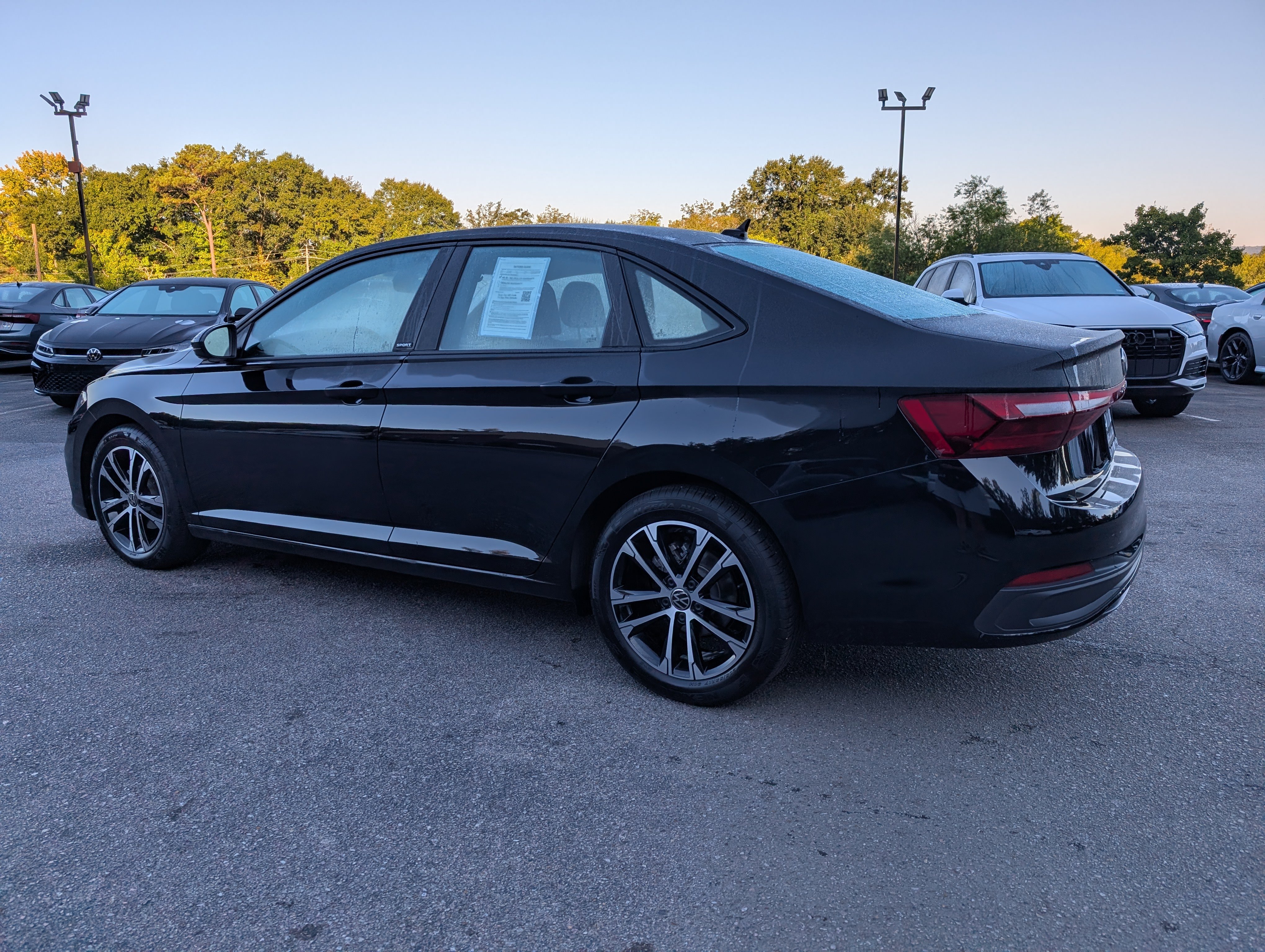 Used 2026 Volkswagen Jetta Sport FWD image 7