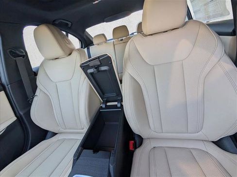 New 2026 BMW 330i Sedan w/ M Sport Package image 21