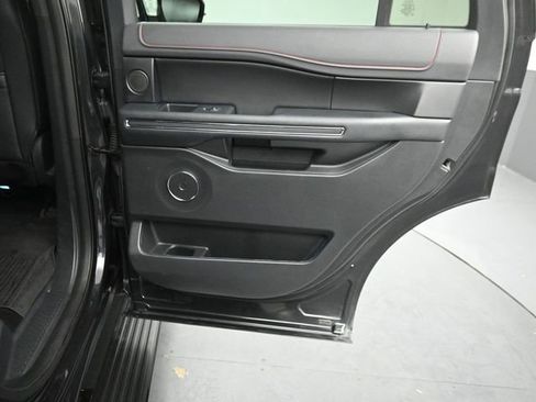 Used 2023 Ford Expedition Limited image 29
