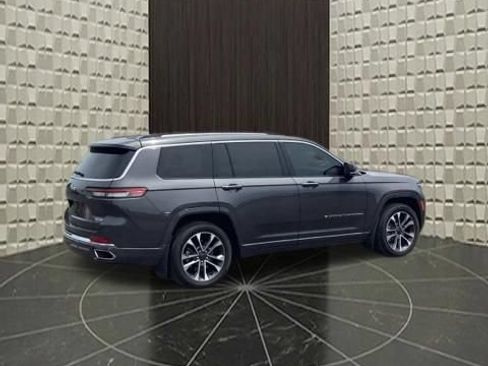 Certified 2023 Jeep Grand Cherokee L Overland AWD/4WD image 4