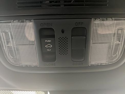 Used 2020 Honda Civic EX image 26