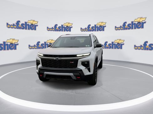 Certified 2025 Chevrolet Traverse Z71 w/ Enhanced Driving Package image 3