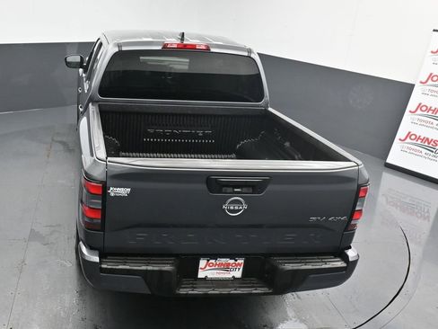 Used 2023 Nissan Frontier SV image 32