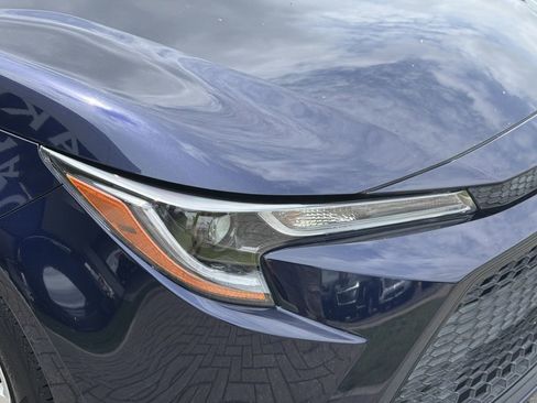 Used 2020 Toyota Corolla LE FWD image 7
