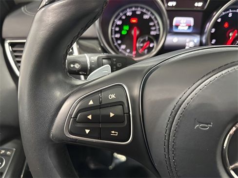 Used 2018 Mercedes-Benz GLS 550 4MATIC image 18