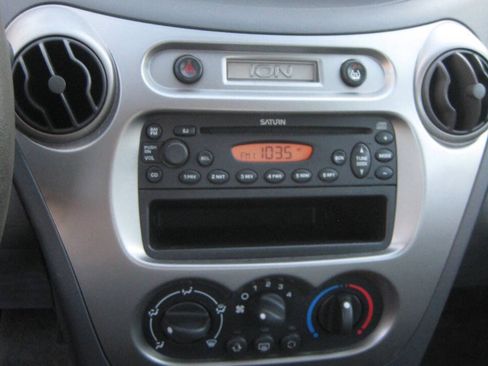 Used 2005 Saturn ION Level 2 w/ Power Pkg FWD image 19