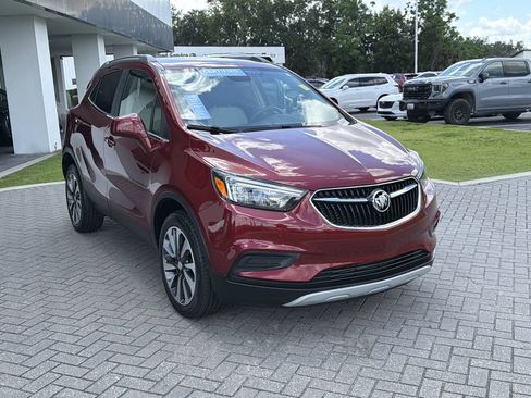 Used 2021 Buick Encore Preferred AWD/4WD image 7
