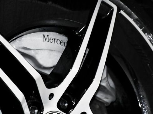 Used 2025 Mercedes-Benz E 450 4MATIC Sedan image 90