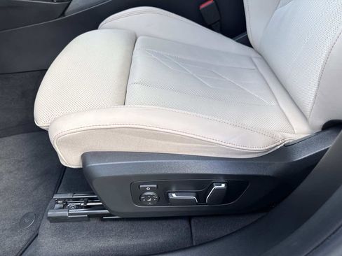 Certified 2025 BMW X3 xDrive30i w/ M Sport Package image 20