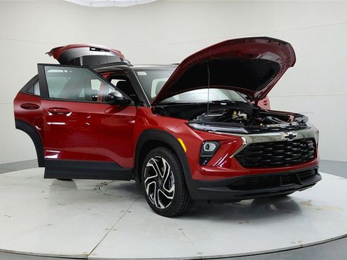 New 2026 Chevrolet TrailBlazer RS w/ Driver Confidence Package image 9