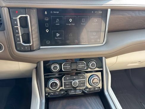 Used 2022 GMC Yukon Denali AWD/4WD image 14