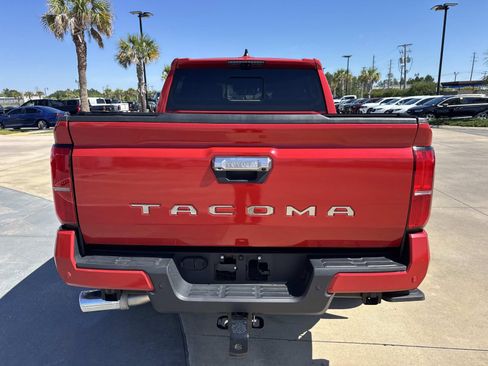 Used 2024 Toyota Tacoma Limited w/ Limited Package (LT) AWD/4WD image 6