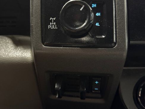 Used 2022 Ford F250 XL w/ Power Equipment Group AWD/4WD image 21