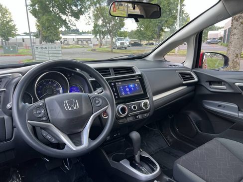 Used 2016 Honda Fit EX image 15