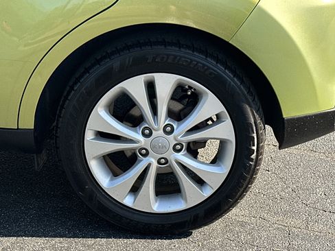 Used 2015 Kia Soul + image 19