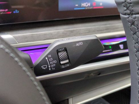 New 2025 BMW 760i xDrive w/ Executive Package image 28