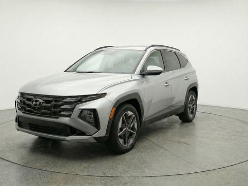 Used 2025 Hyundai Tucson SEL AWD/4WD image 3