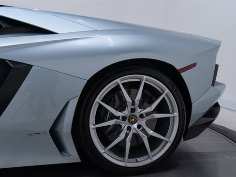 Used 2013 Lamborghini Aventador LP 700-4 AWD/4WD image 37