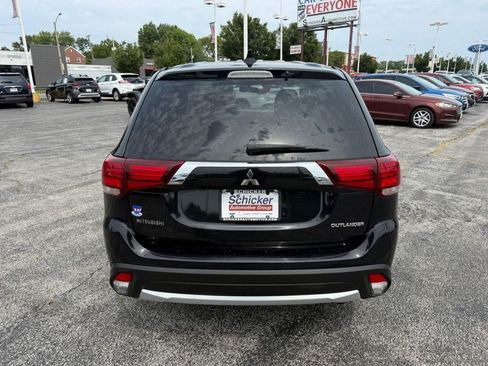 Used 2018 Mitsubishi Outlander SE FWD image 8